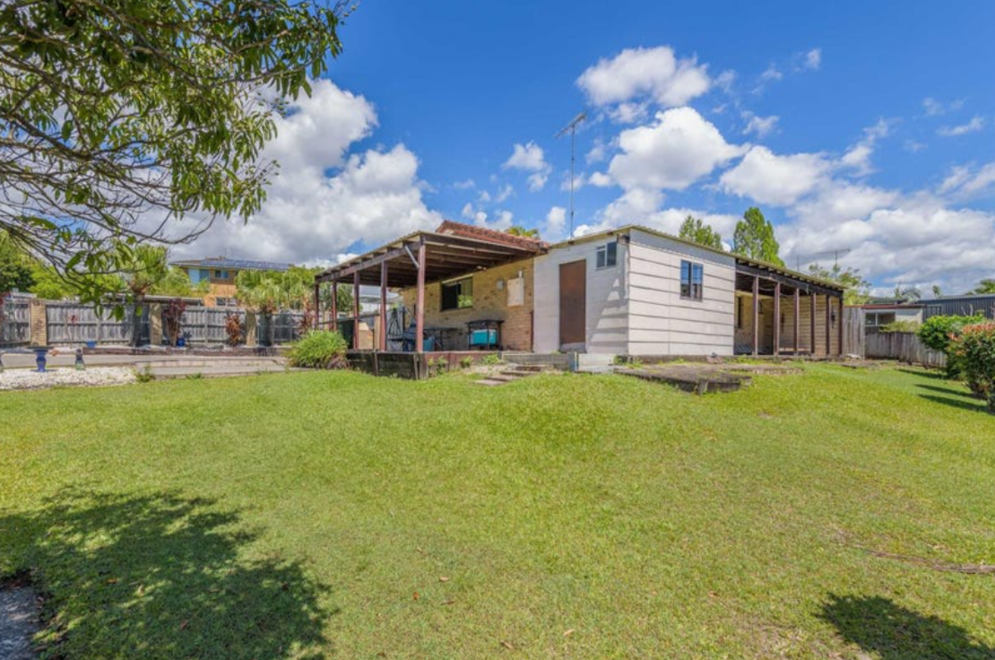 1 Gatton Court, HELENSVALE QLD 4212 13