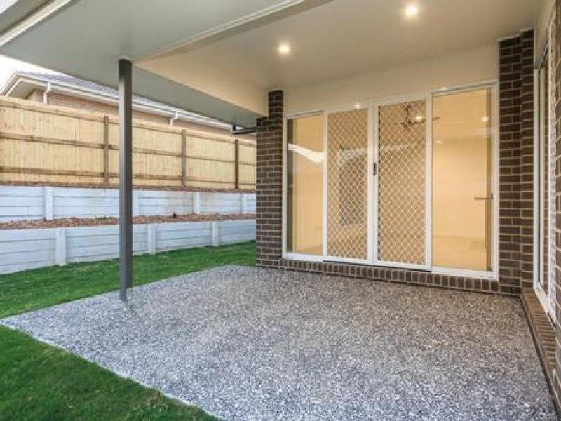 71 Hanover Drive, PIMPAMA QLD 4209 13