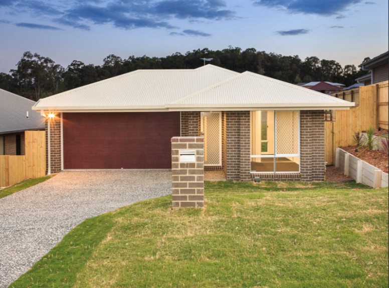 71 Hanover Drive, PIMPAMA QLD 4209 1