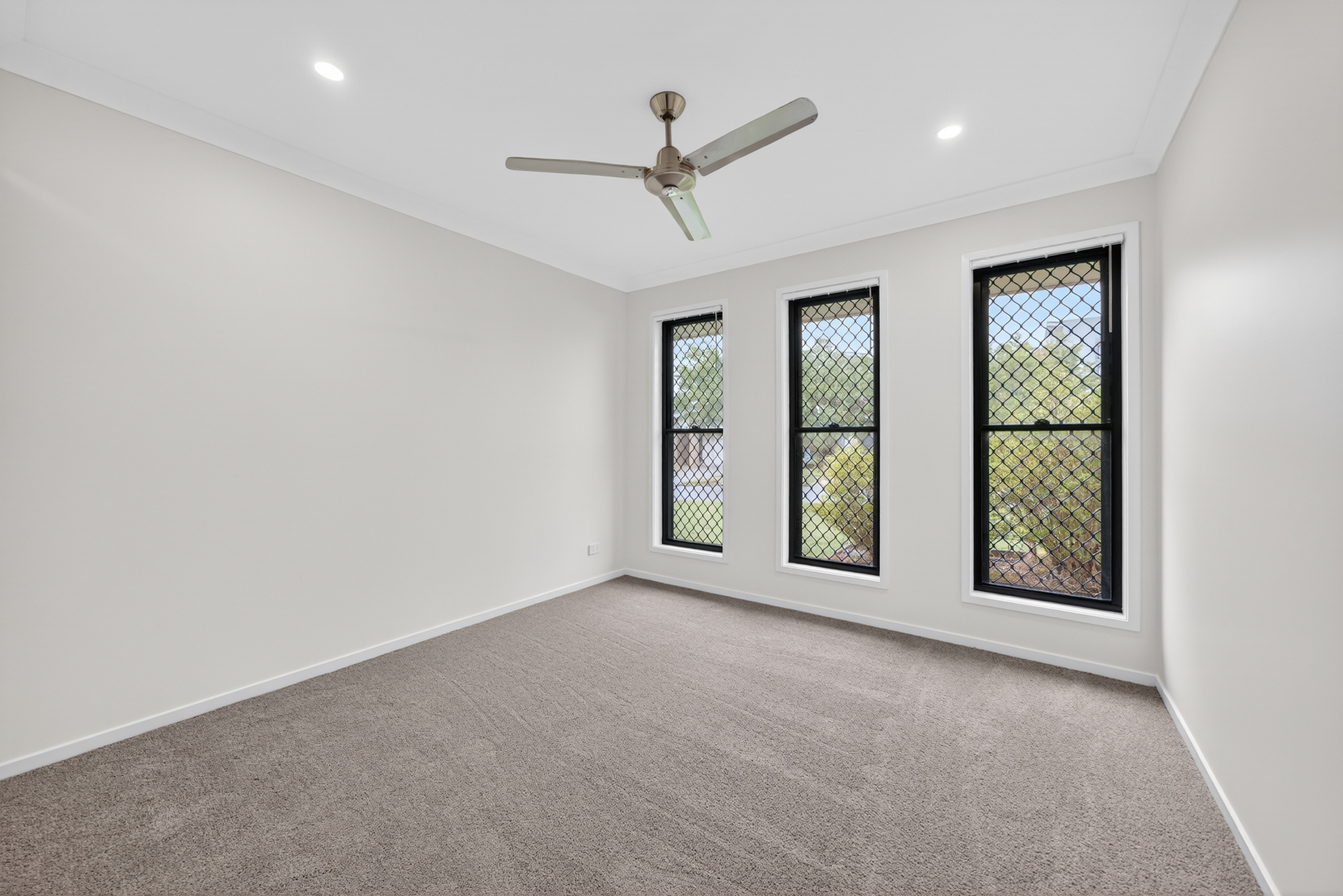 7 Brookfield Street, Pimpama QLD 4209 2