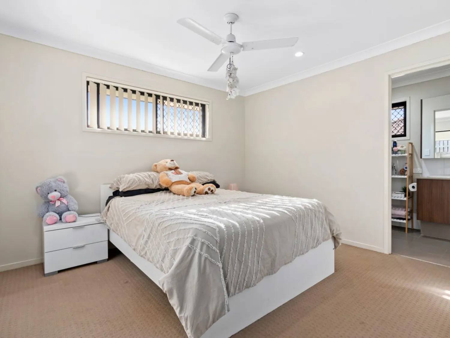 35 Ellenborough Avenue, Ormeau Hills QLD 4208 10