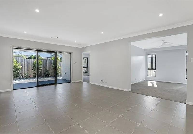 43 Foley Crescent, Pimpama QLD 4209 7