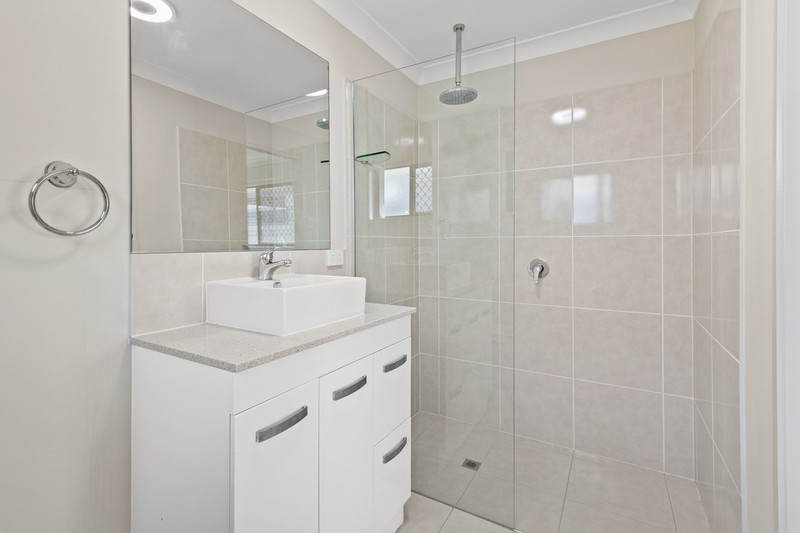 18 William Boulevard, Pimpama QLD 4209 8