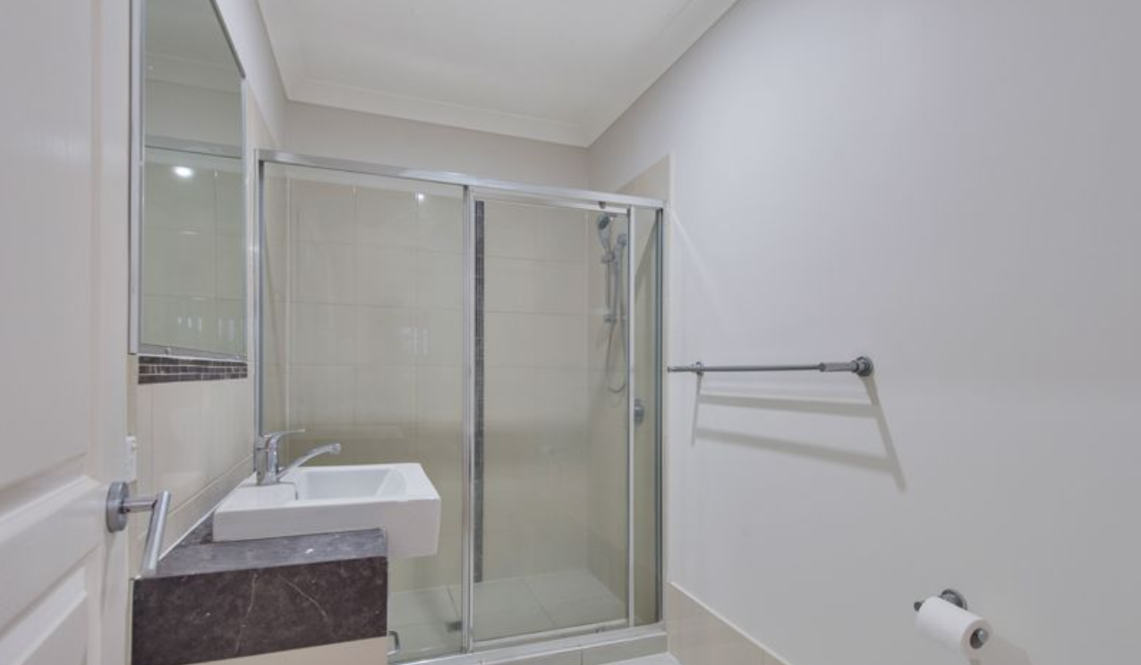 30 Dayflower Street, Upper Coomera QLD 4209 9
