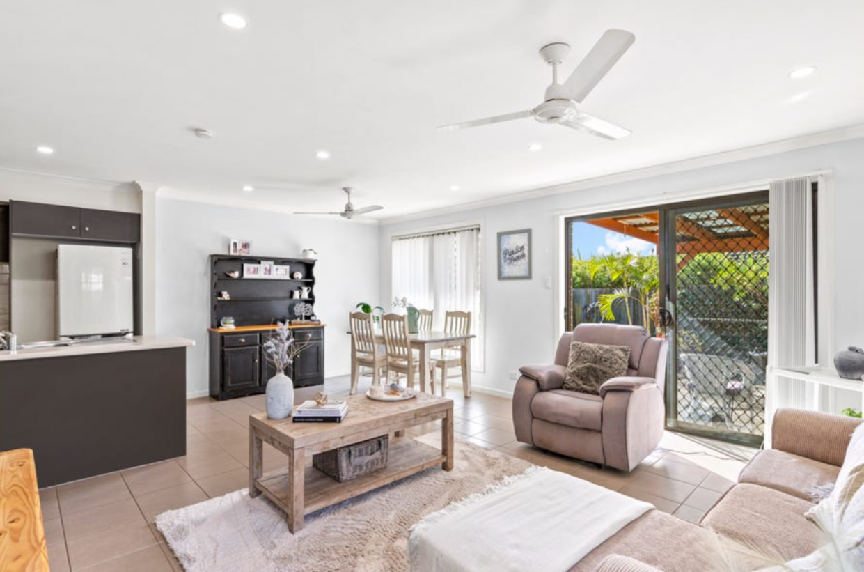 2/27 Waterhouse Drive, WILLOW VALE QLD 4209 13