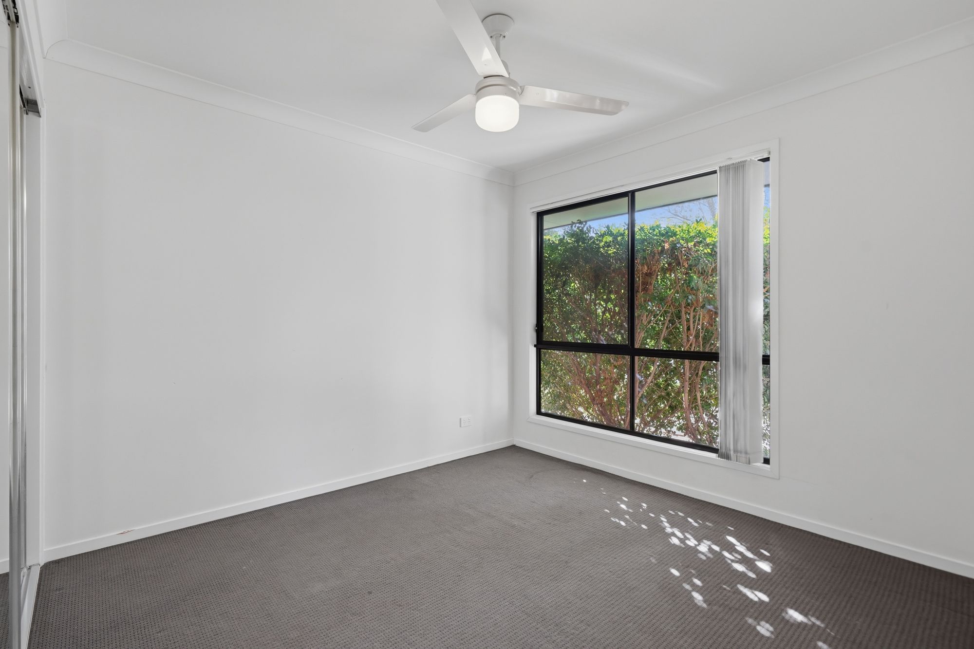 1/25 Baird Circuit, Redbank Plains QLD 4301 5
