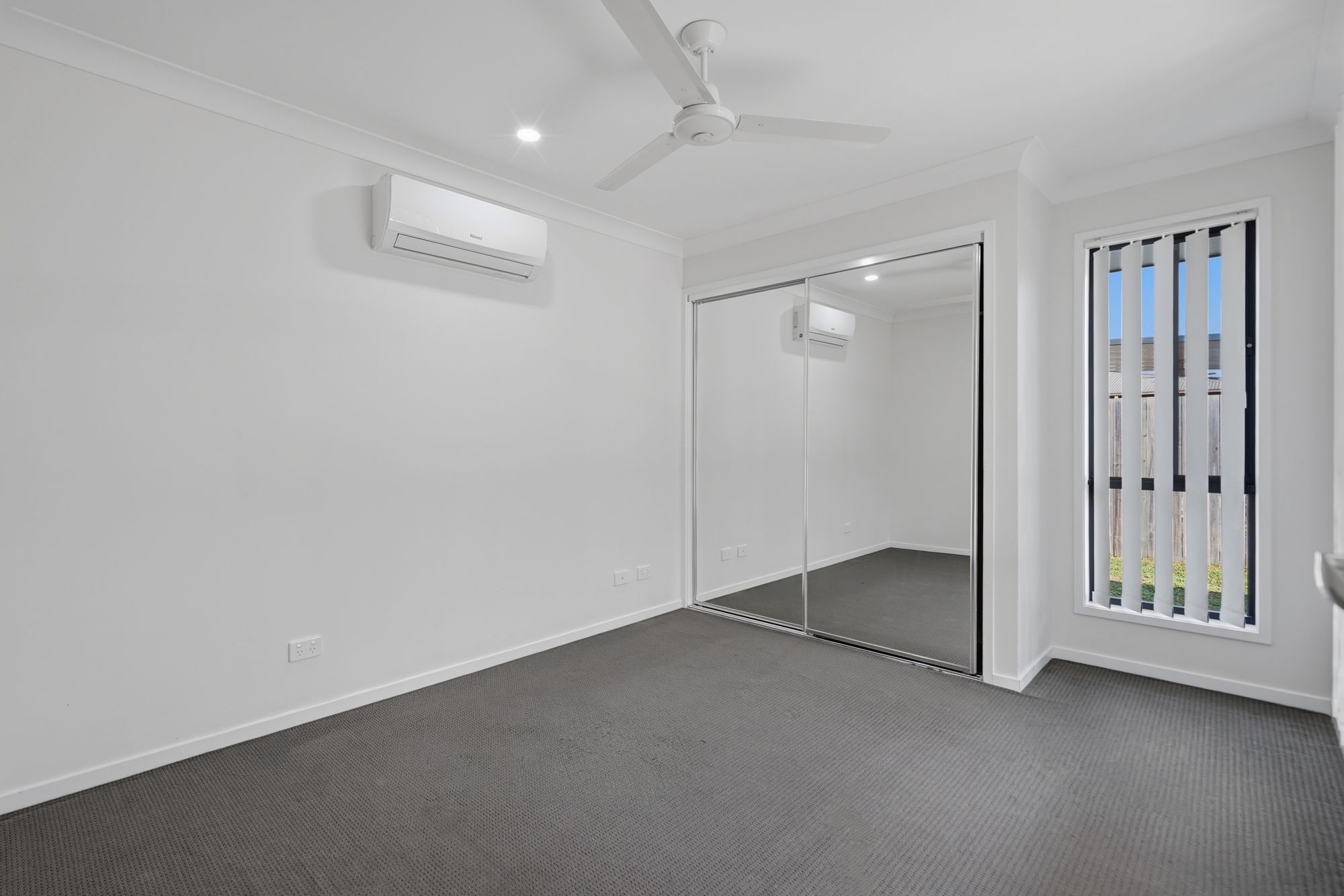 1/25 Baird Circuit, Redbank Plains QLD 4301 6