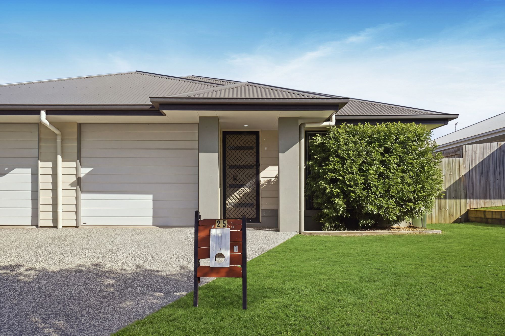 Siebritz Real Estate Listing Hero Image