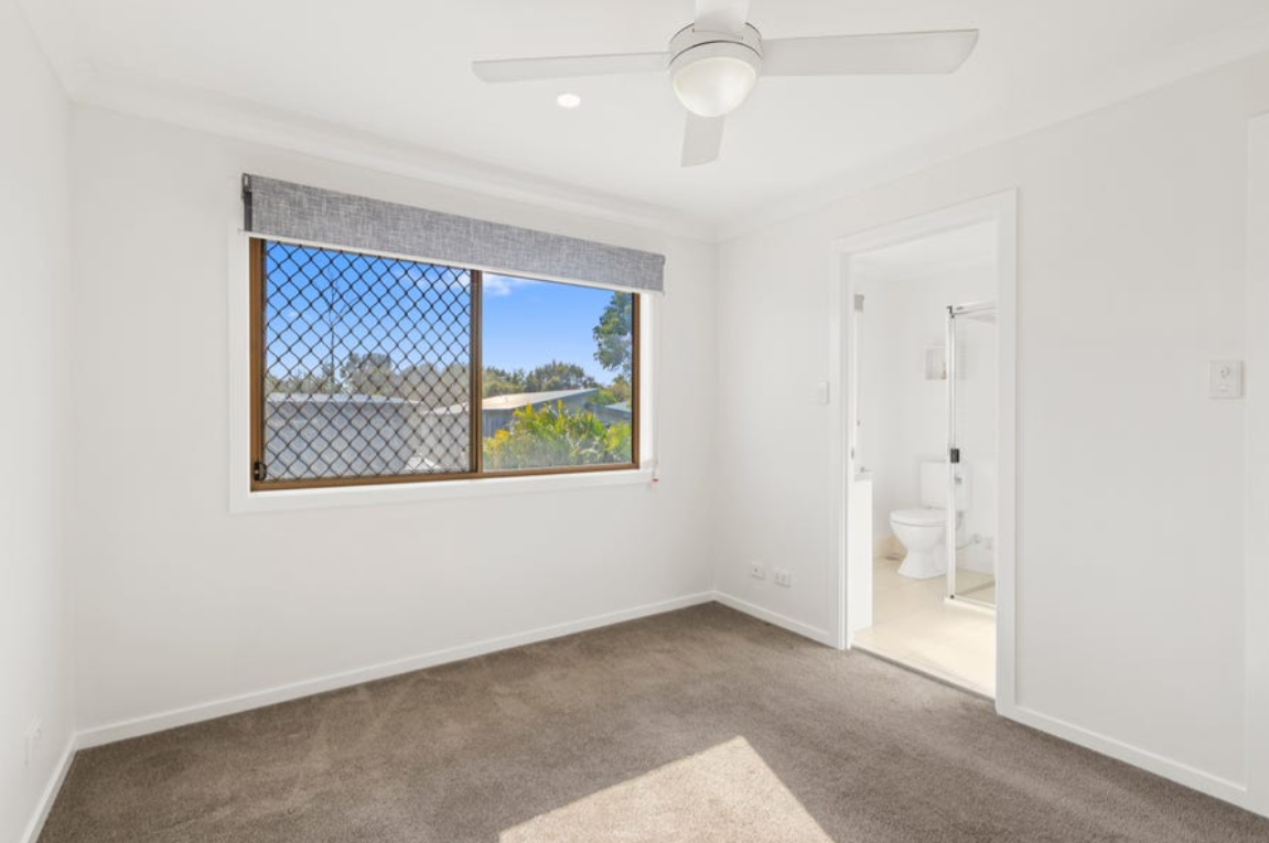 2/9 Talpa Street, COOMERA QLD 4209 9