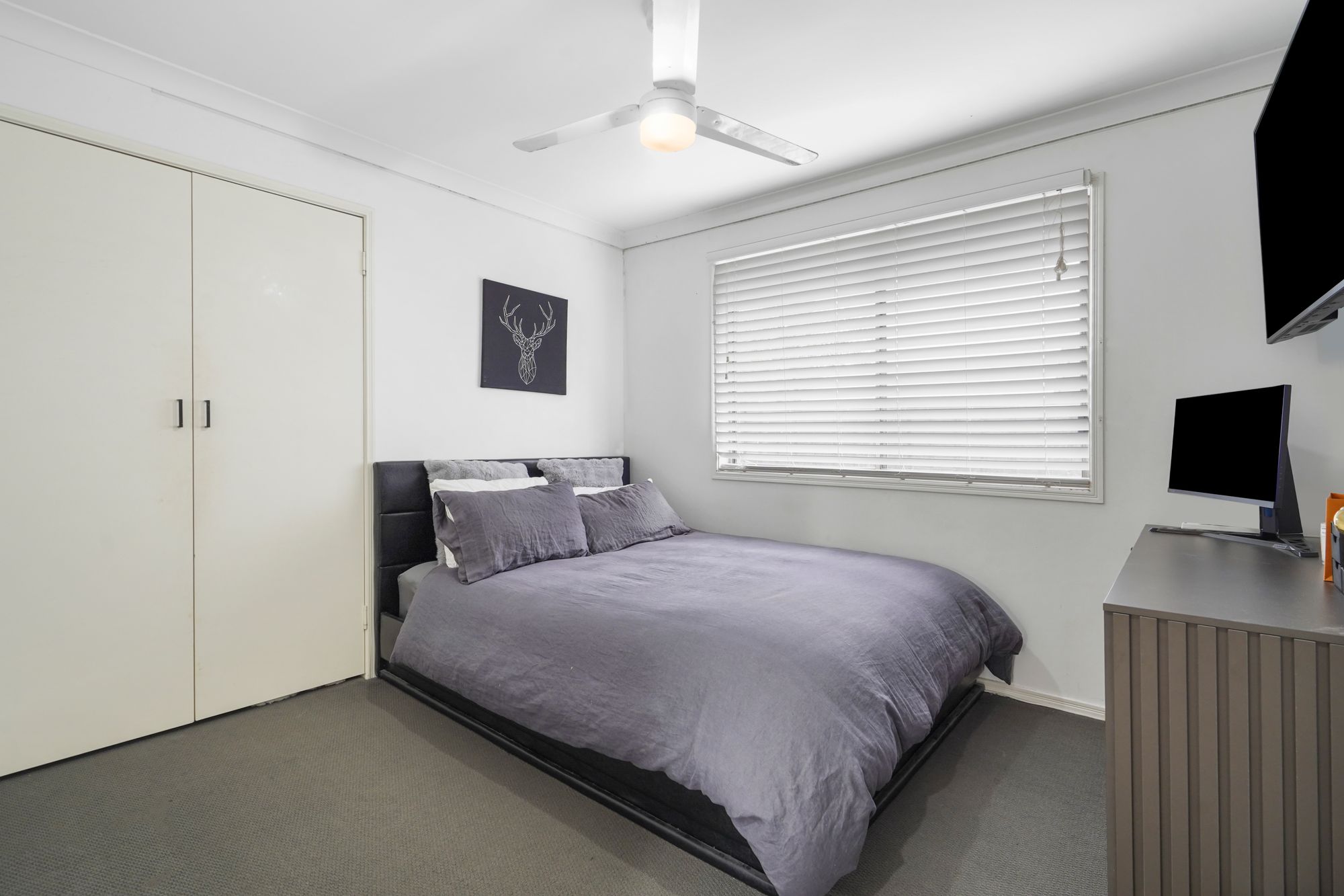 7 Midvale Place, HELENSVALE QLD 4212 15
