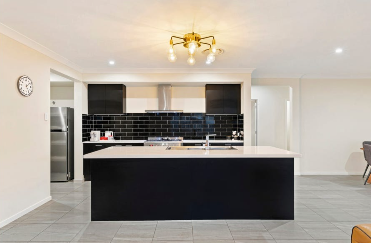 81 Great Sandy Circuit, Pimpama QLD 4209 8
