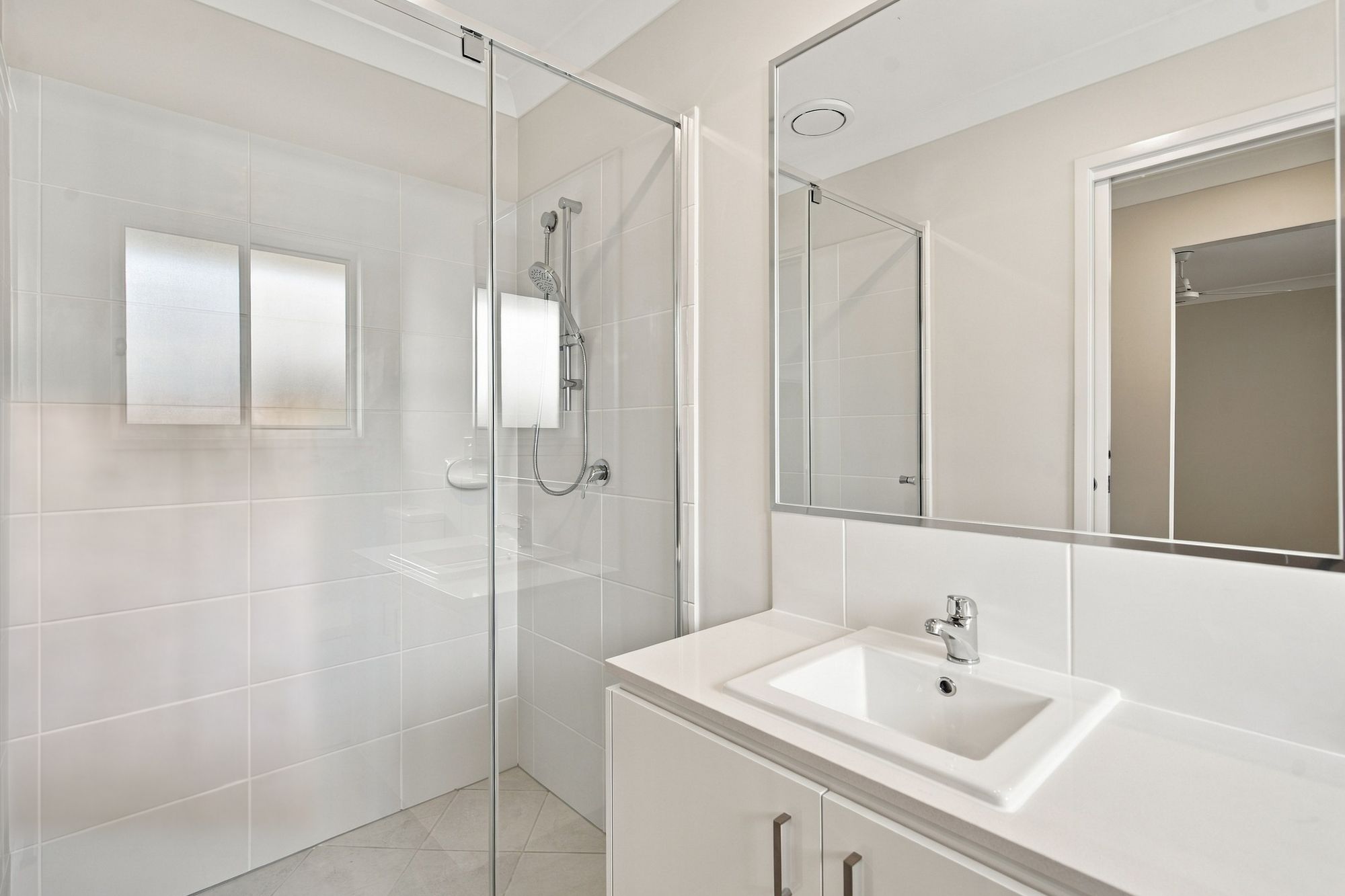 15 Graham Circuit, LOGAN RESERVE QLD 4133 9