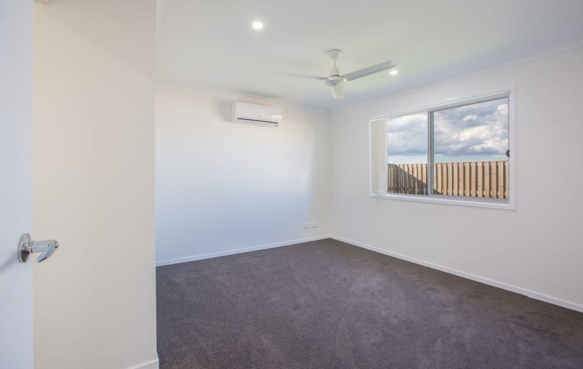 13 Lauenstein Crescent, Pimpama QLD 4209 8