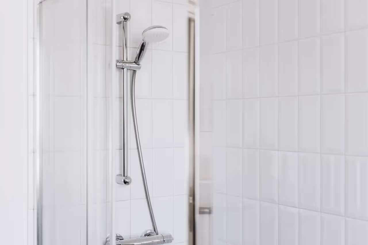 Seamless Shower Installation: What Our Professionals Can Do