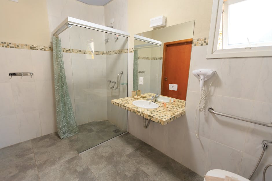 A Practical Guide to Roll-In Showers in Jacksonville, IL