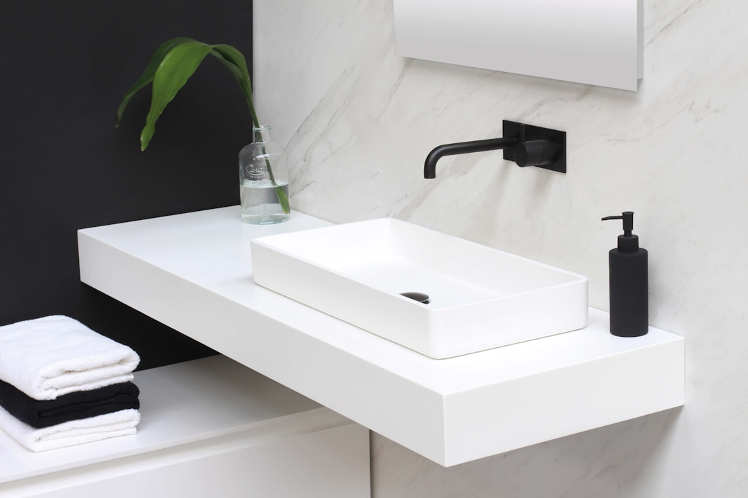 Bathroom Remodeling Tips for Homeowners Who Want to Do It Right