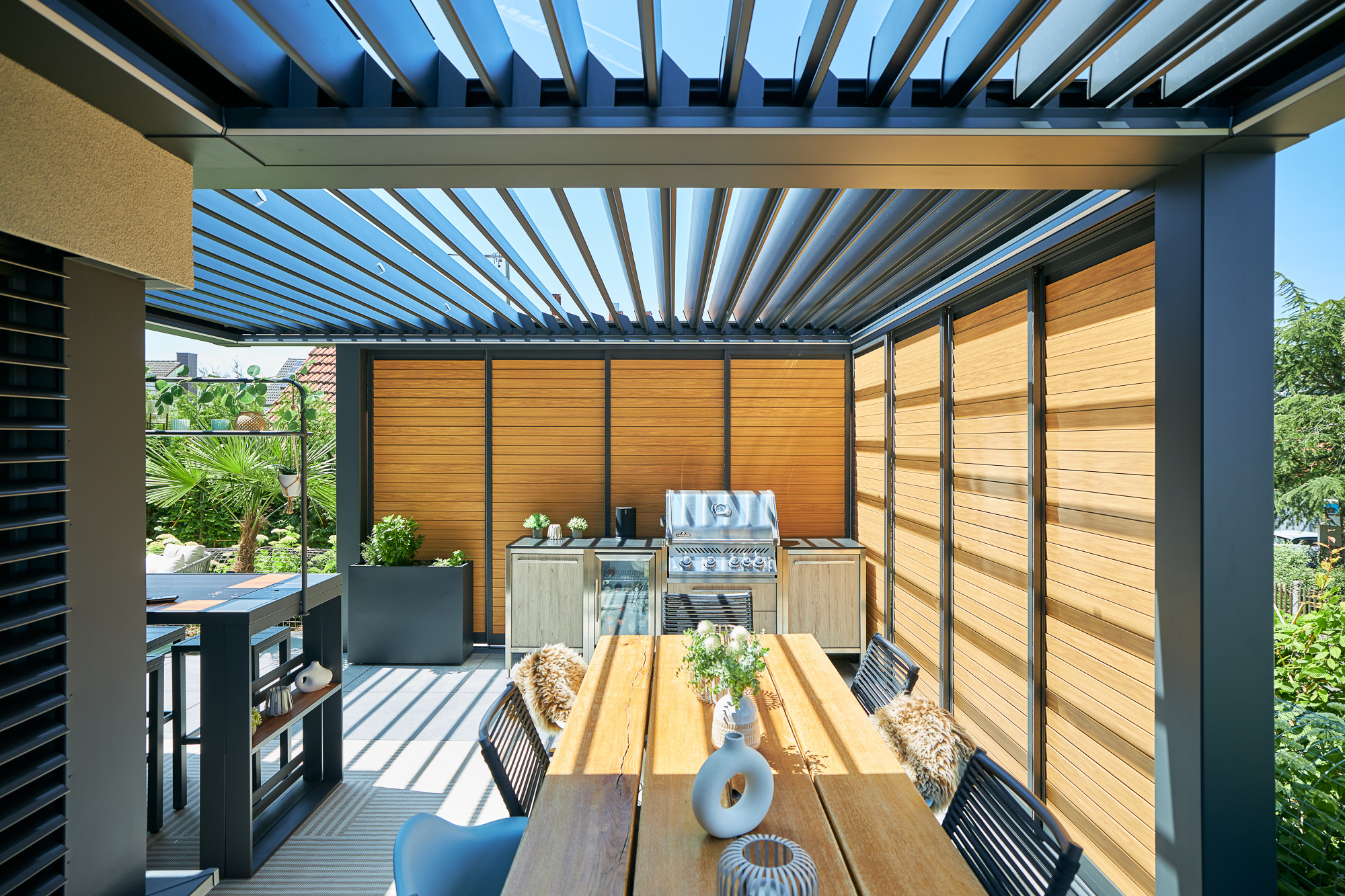 Mediterranean lightness. Function in detail.