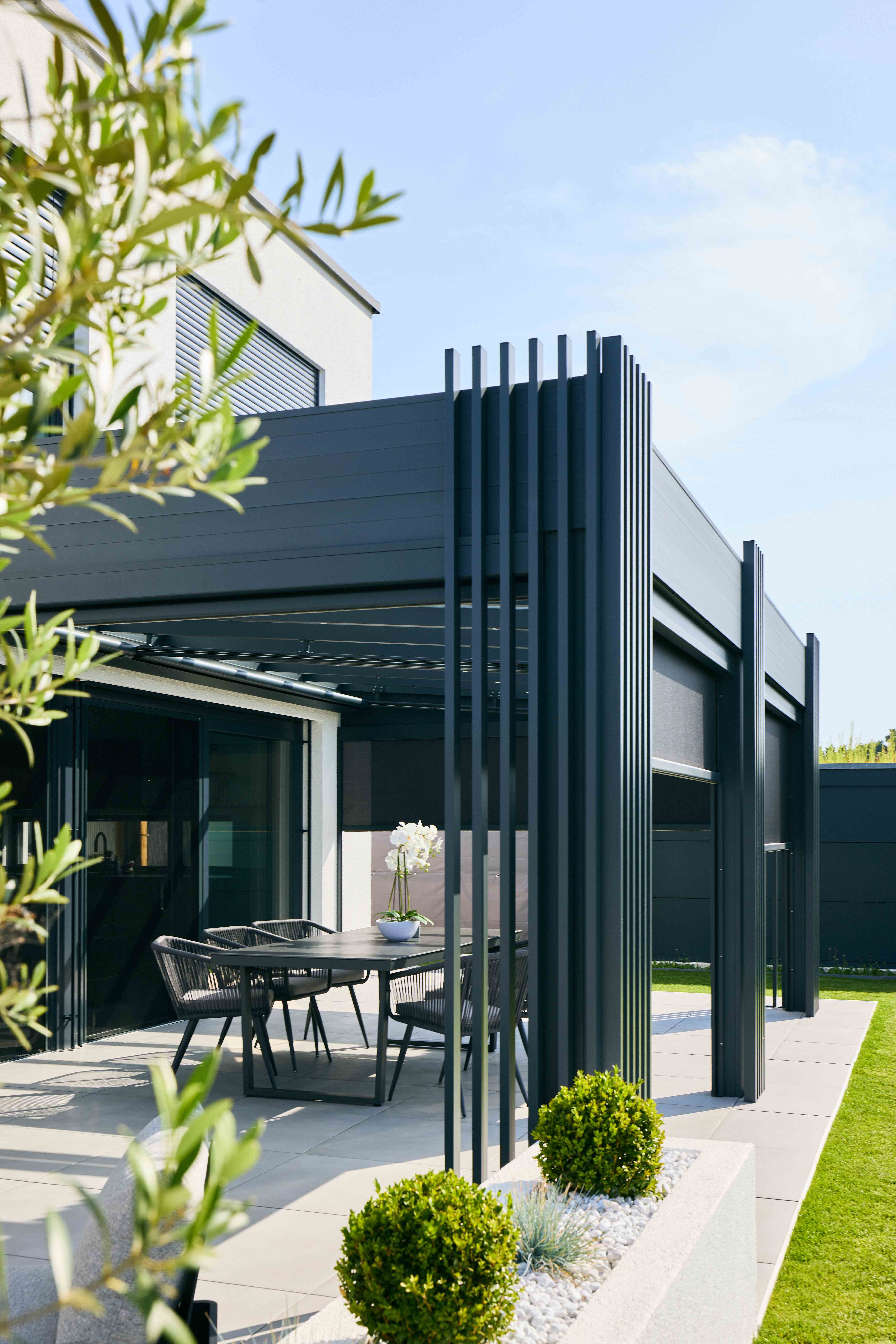 Stillvolle & Elegante Glaspergola