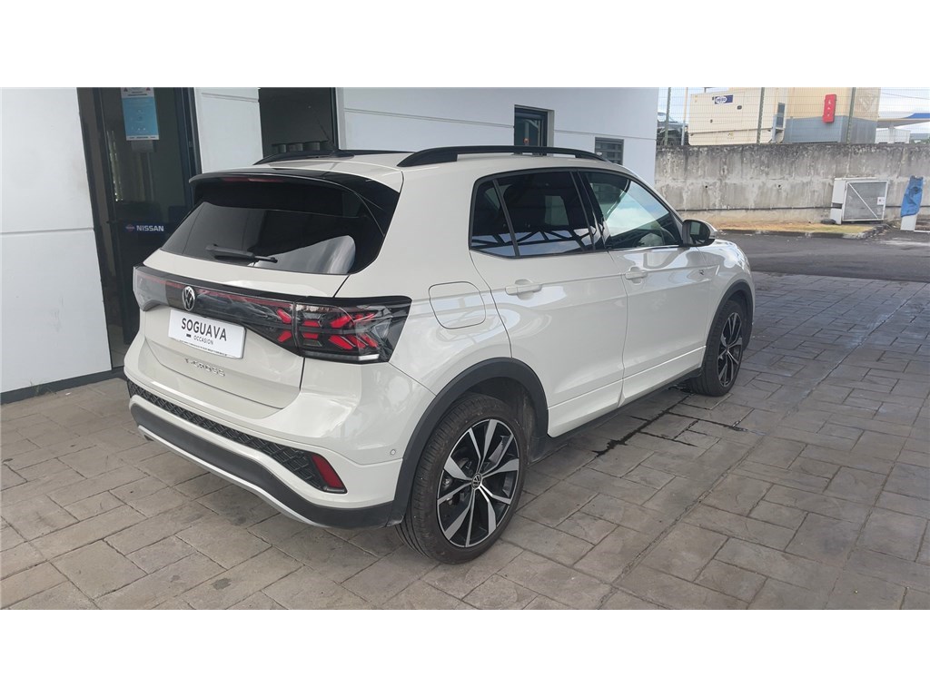 VOLKSWAGEN T-CROSS R-Line