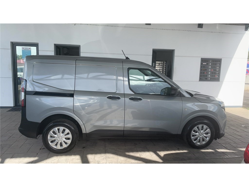 FORD TRANSIT (30) TREND