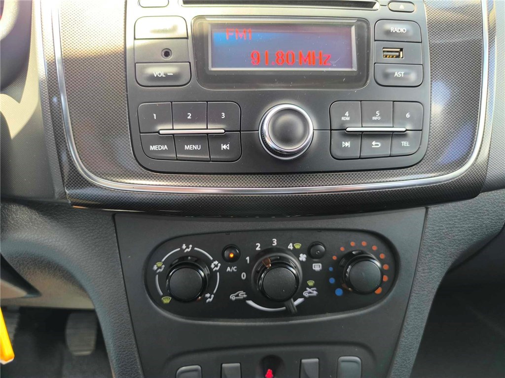 DACIA LOGAN Confort