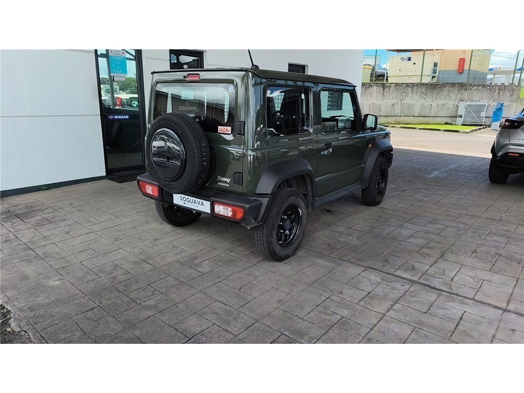 SUZUKI JIMNY (30) PRIVILEGE