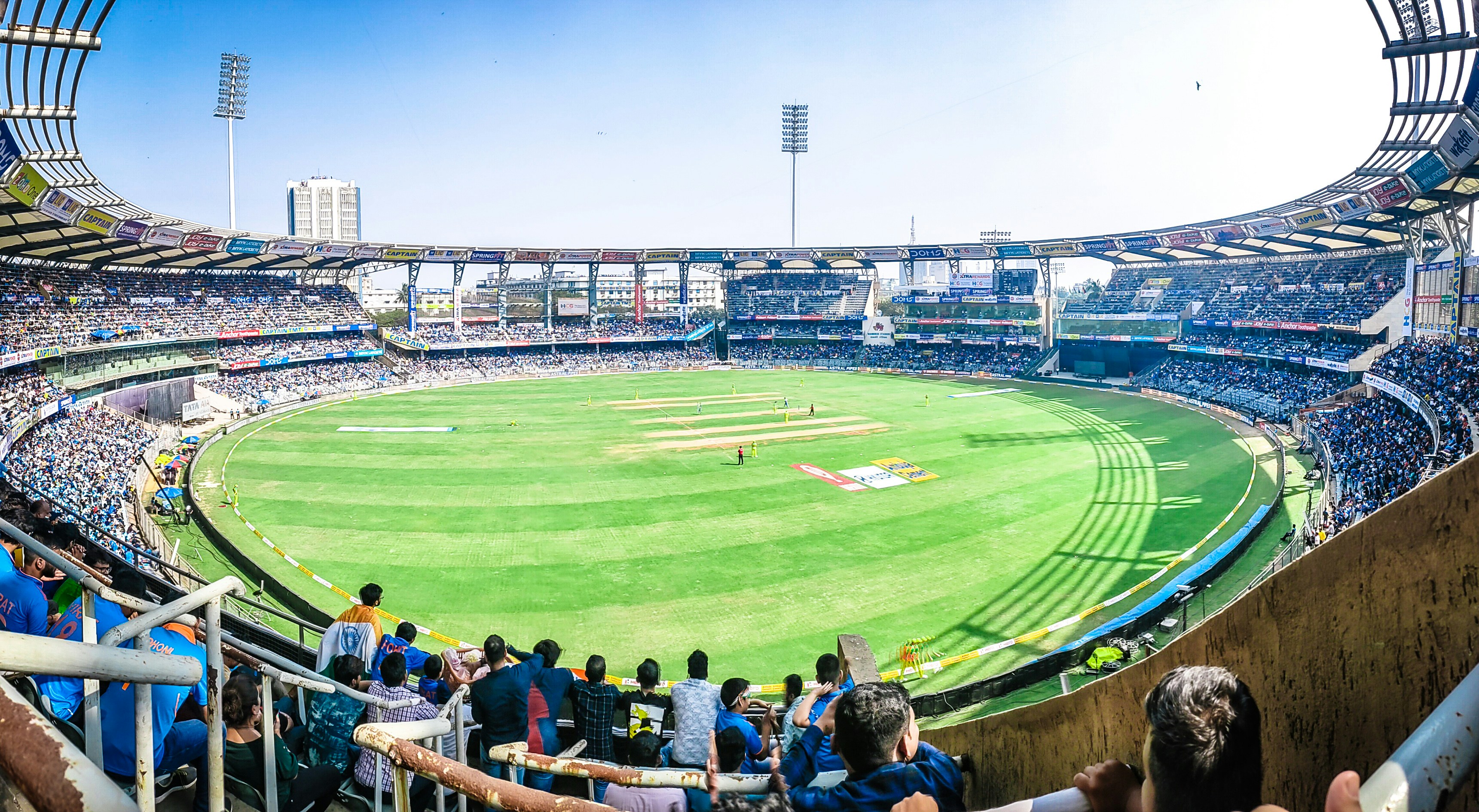 How Cricket Clubs Manage Attendance Across Multi-Day Matches