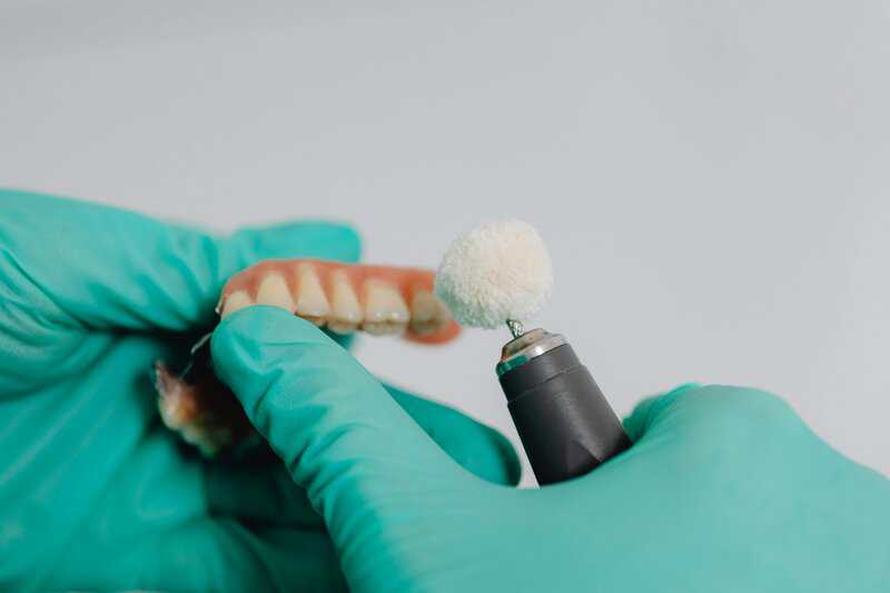 Who Needs Dentures? South Baltimore and Downtown Baltimore Guide to Candidates, Options & Next Steps