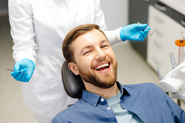 How Long Do Teeth Stay White After Whitening in South Baltimore?