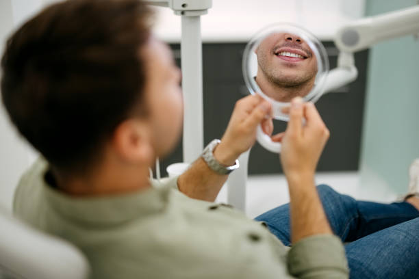Teeth Whitening vs. Veneers in South Baltimore: Which Option Is Best for You?