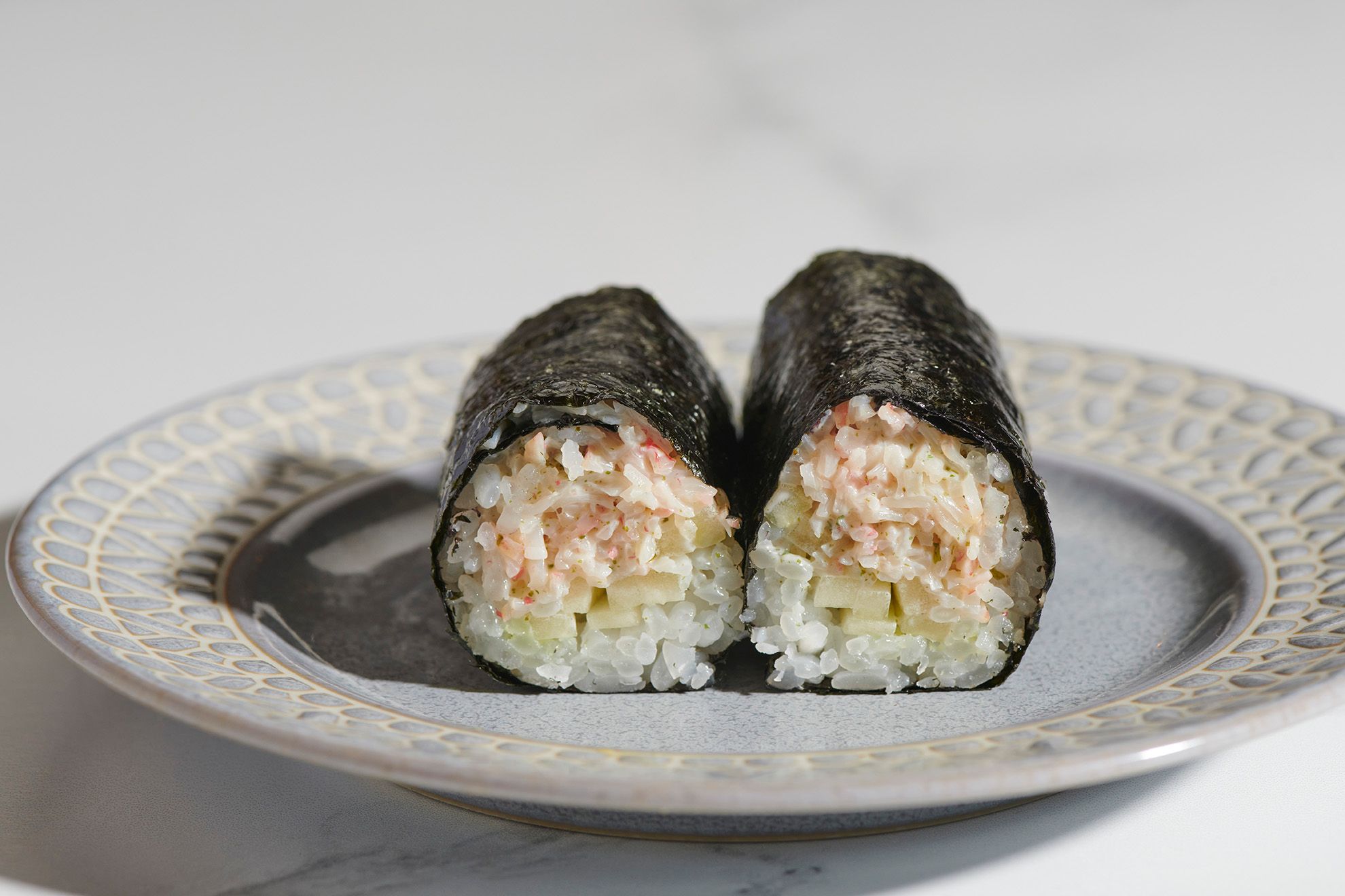 Discover diverse sushi in Chicago, including Kaido Sushi's traditional, modern, and vegan offerings. Experience unique flavors in Arlington Heights.