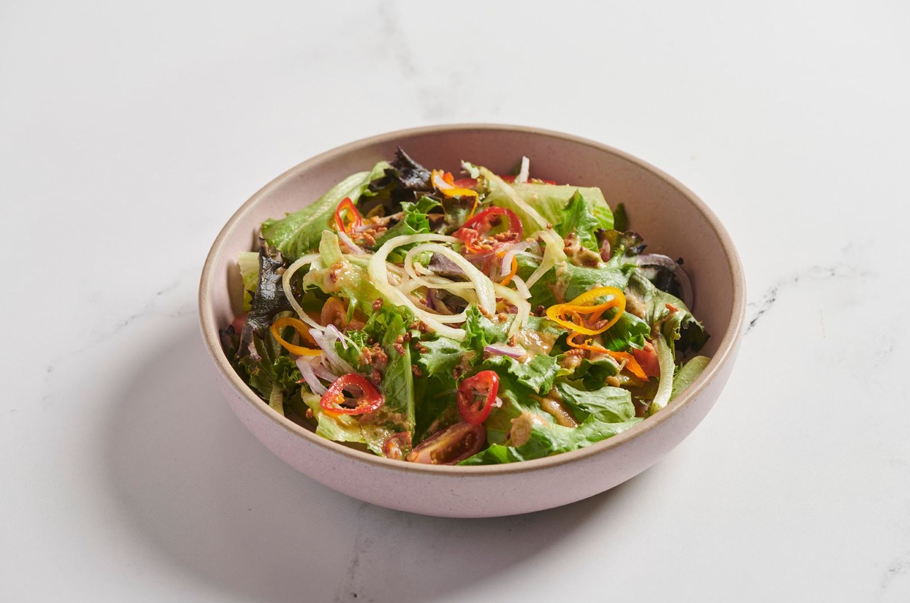 Celebrate the season in Arlington Heights, IL with fresh textures and balance on every plate, starting with our authentic Japanese sushi.