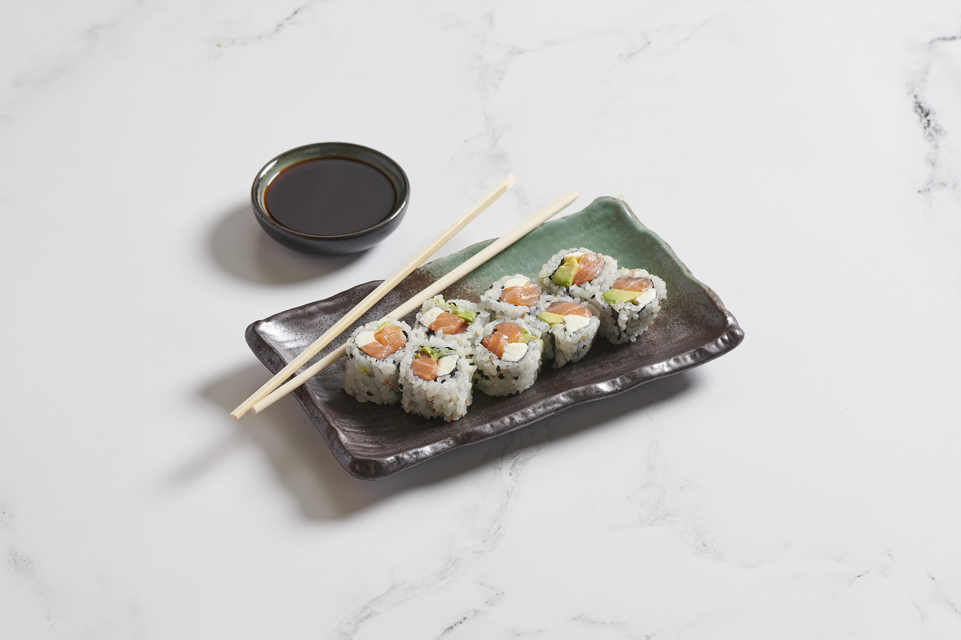 Warm days in Arlington Heights, IL, pair perfectly with light, seasonal sushi. See how Premium Sushi can stay thoughtful without feeling formal.
