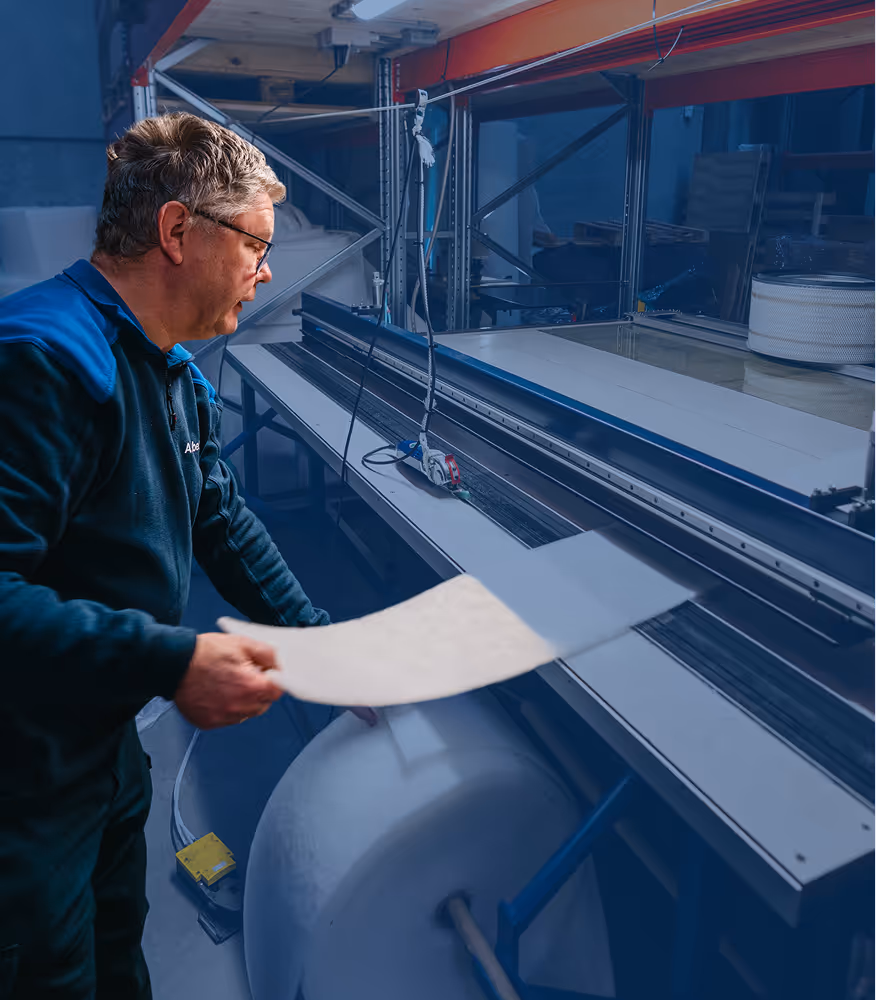 Nobel maakt filtermatten op maat met eigen apparatuur