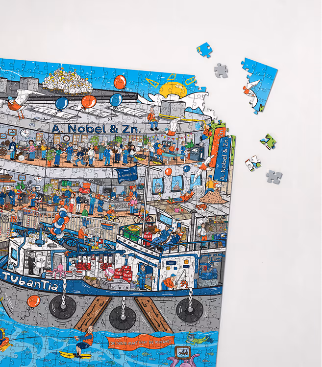 De legpuzzel van de wereld van Nobel bij helemaal klaar