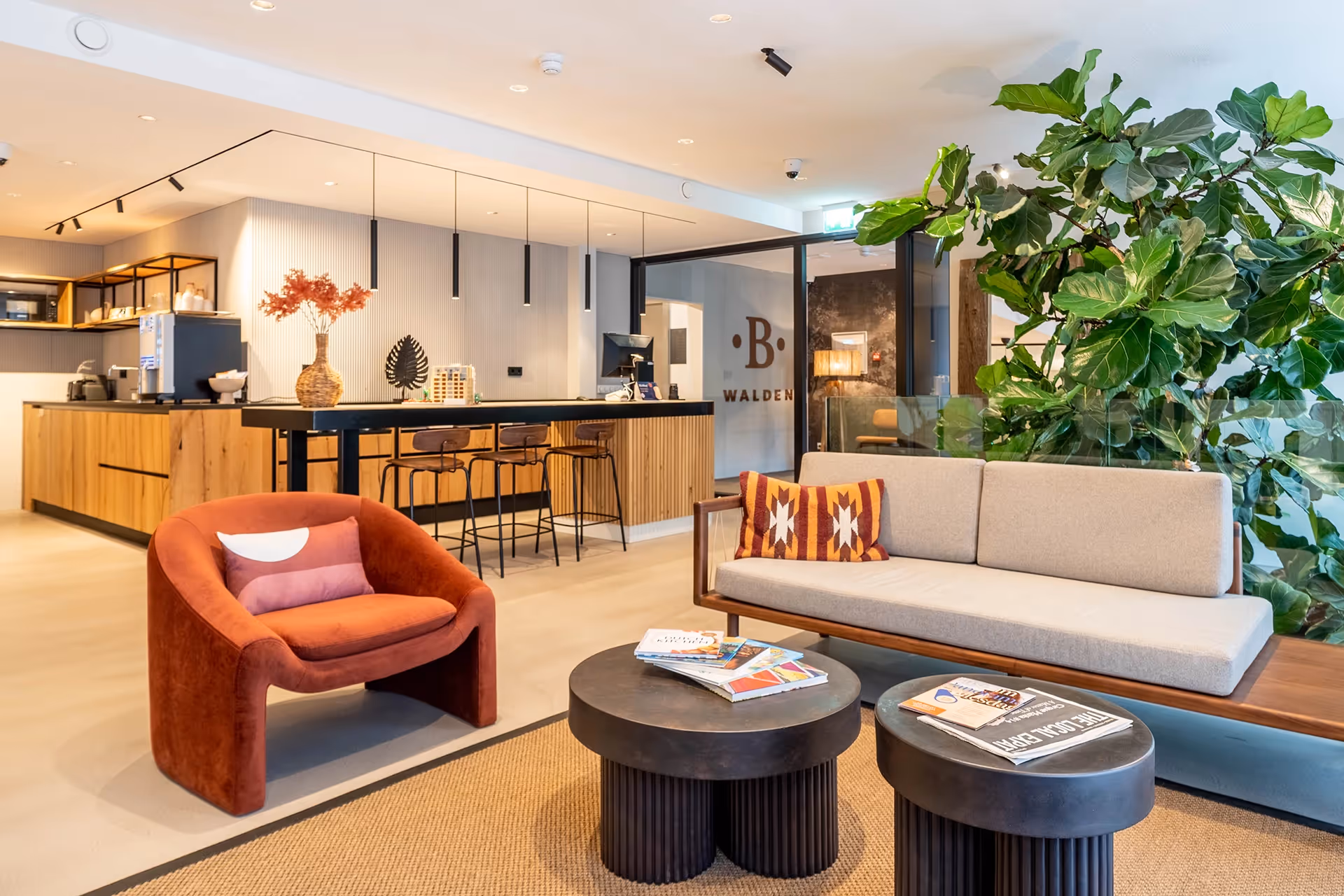 Van kantoorpand naar 30 shortstay appartementen