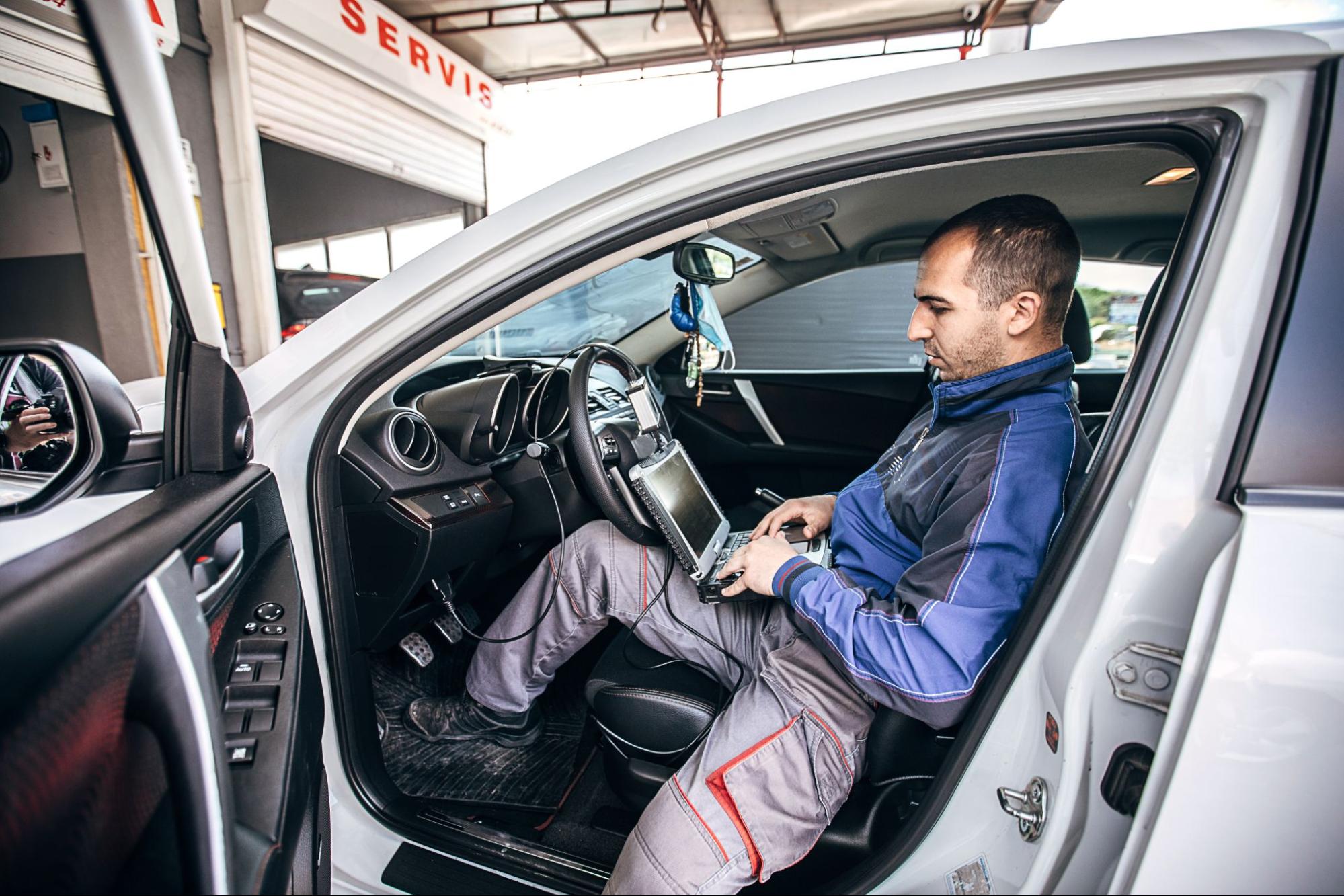 Align Teams Across the Repair Process