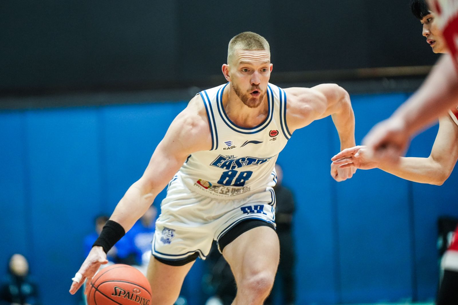 GAME RECAP | Clark, Gilbert Combine for 54 in Thrilling Hong Kong Overtime Win