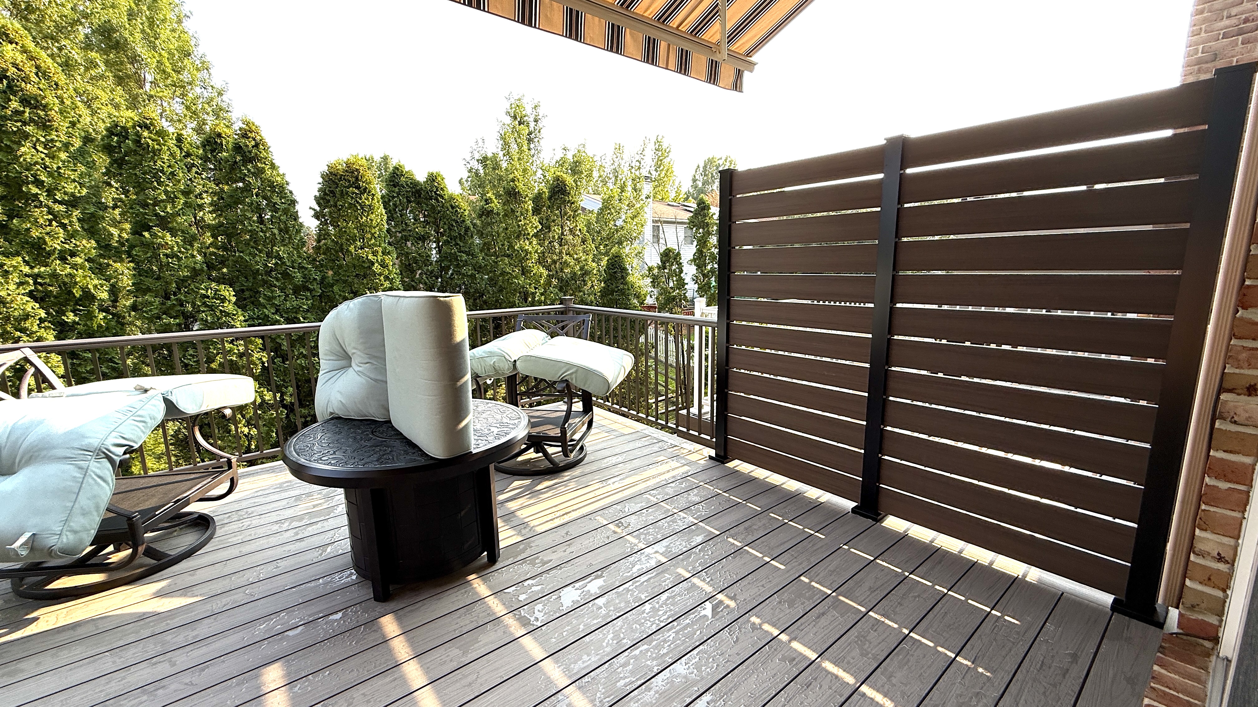 HOFT privacy wall installed on new townhouse deck