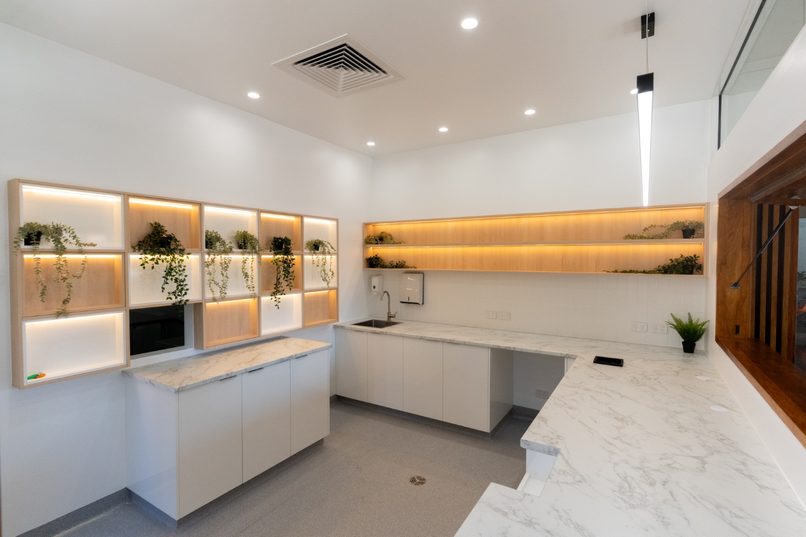 Eight Ounce Café | Custom Café Joinery, Springwood