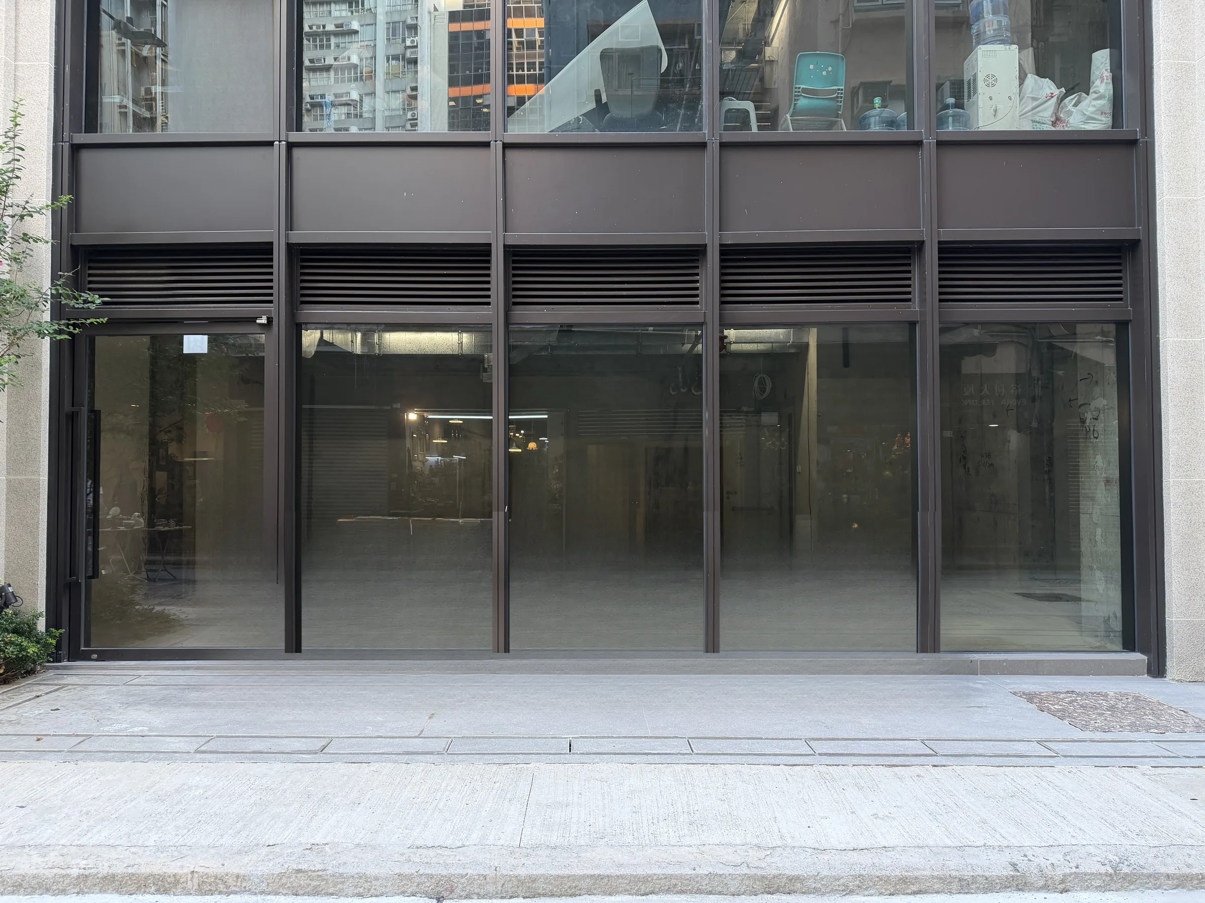 Shop at Hollywood Residence, Sheung Wan – close-up of the full-height glass shopfront