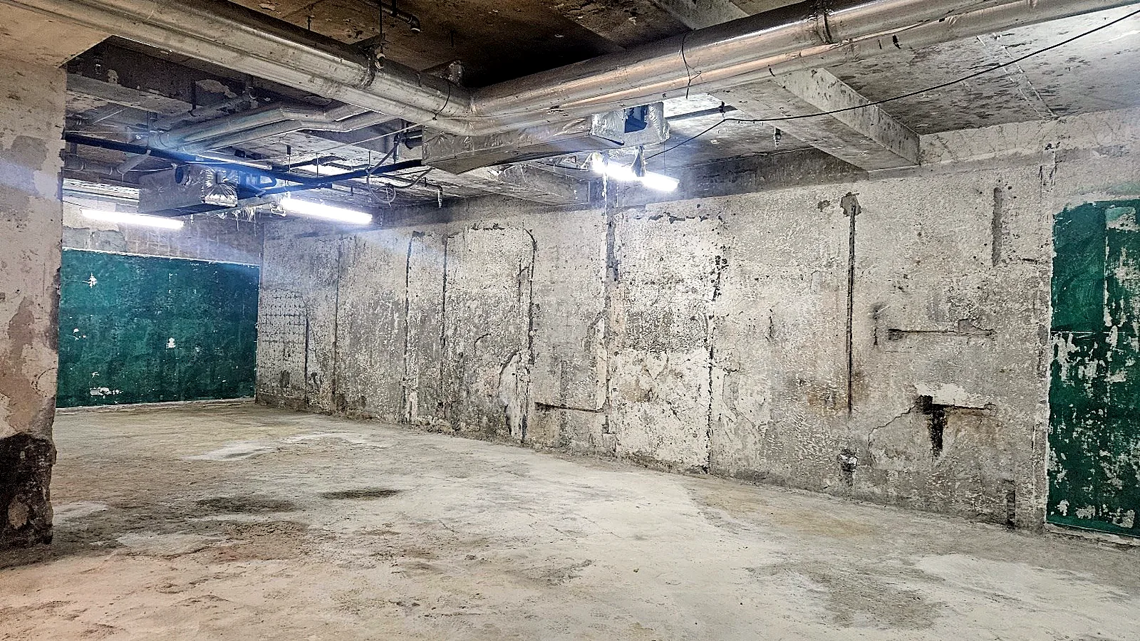 Basement shop for lease at Wilson House, Central - large bare-shell plate