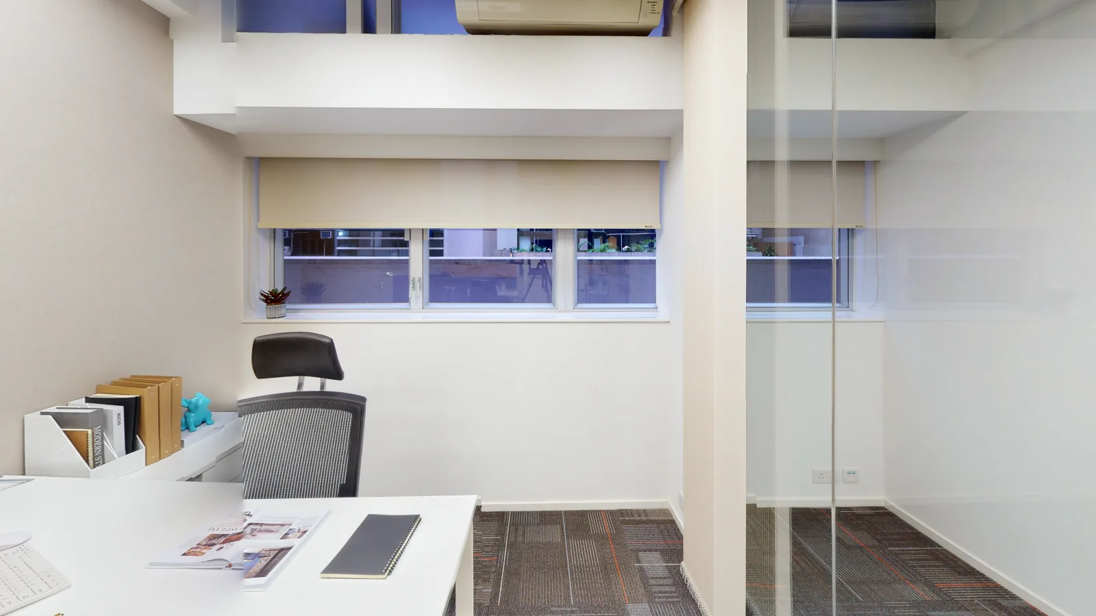 Office for lease on Wing Lok Street, Sheung Wan - interior looking toward entrance