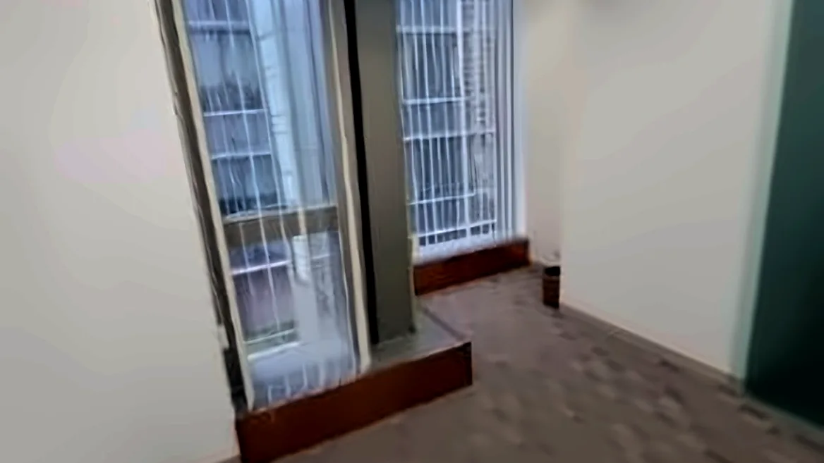 Office at Cubus, Causeway Bay – corner office with city views