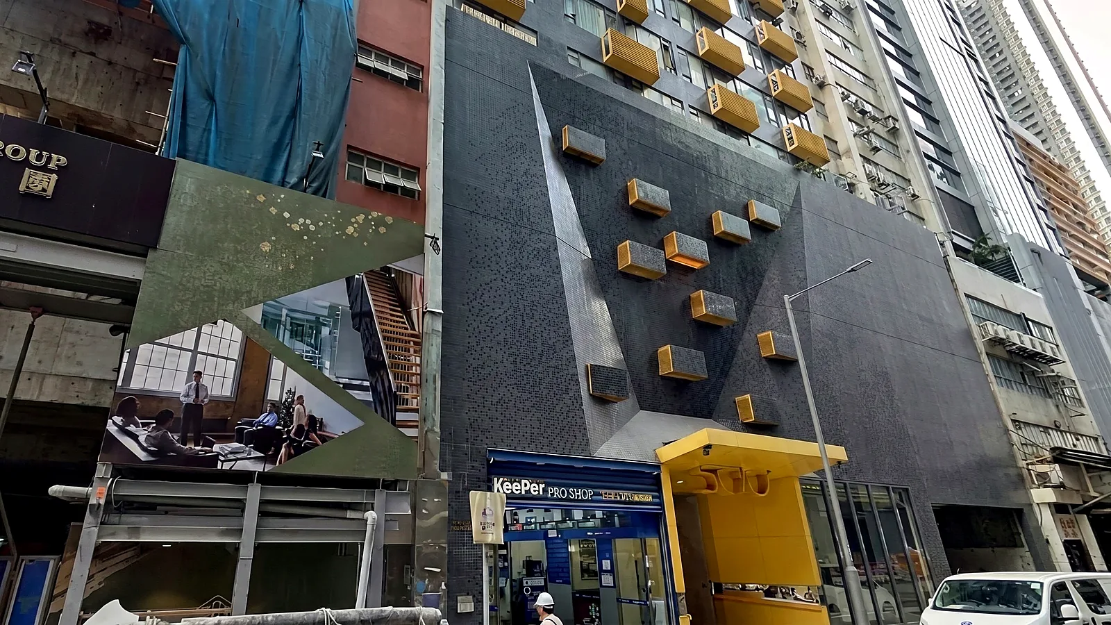 Shop exterior at Solo, Tai Kok Tsui