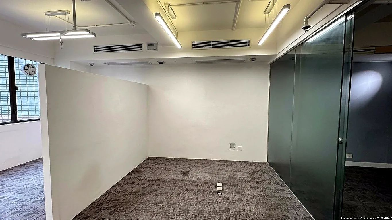 Vacant fitted corner with glass partition at CNT Tower, Wan Chai