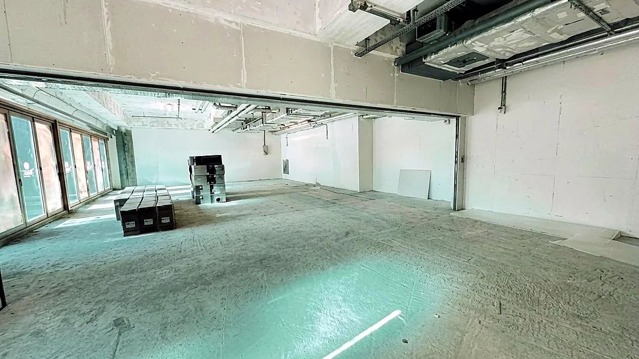 Shop for lease at The Pulse, Repulse Bay — mall shopfront
