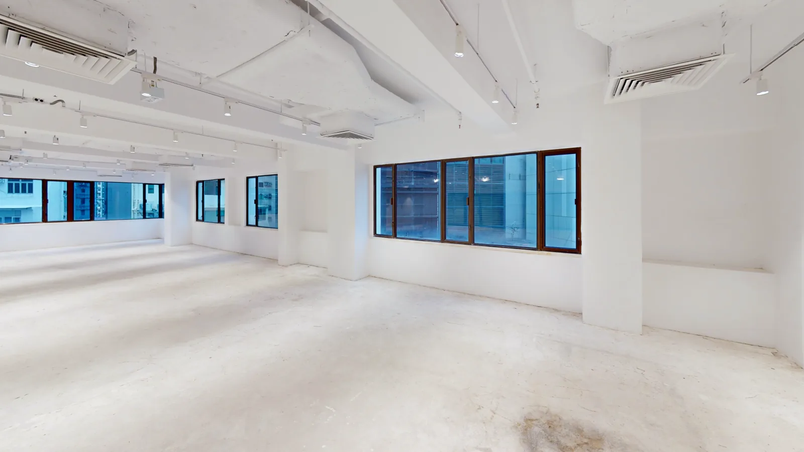 Office at Leighton Centre, Causeway Bay – office meeting or work area