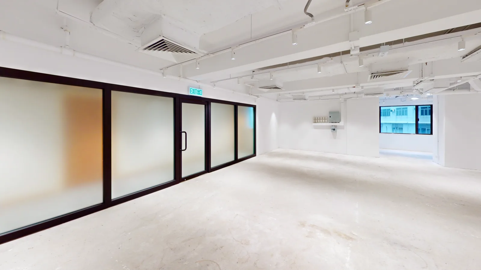 Office at Leighton Centre, Causeway Bay – office amenity or layout view