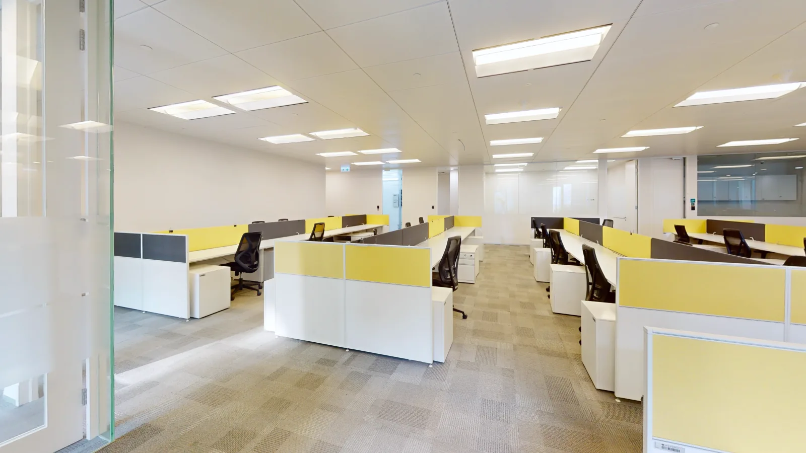 Office at Lee Garden Three, Causeway Bay – fitted office area